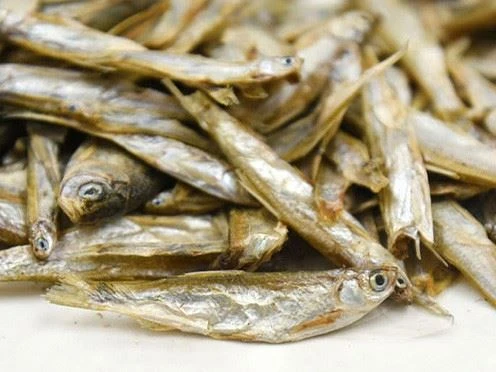 Transcendent Dried River Fish Food